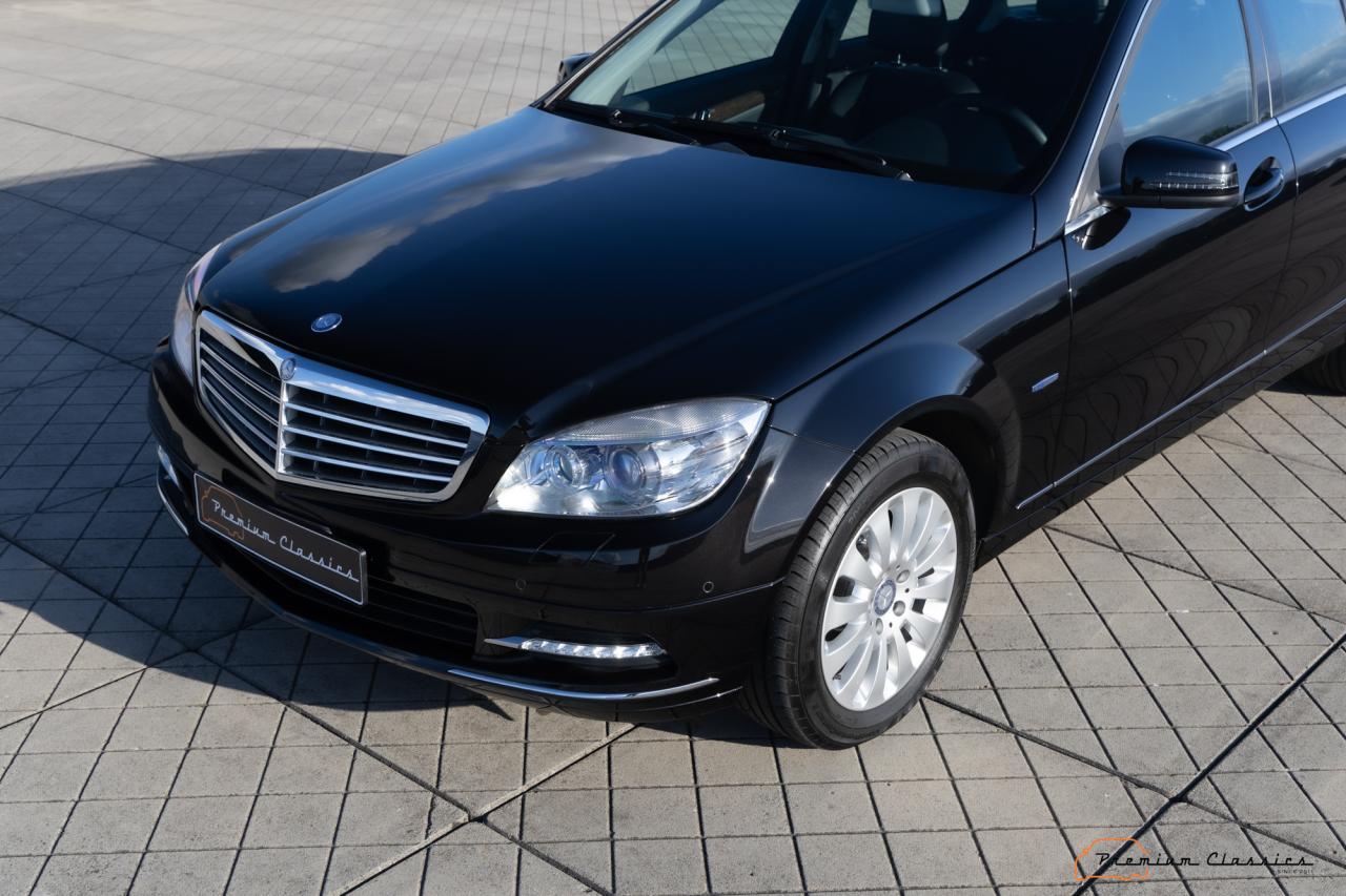 2010 Mercedes - Benz C250 CGI S204