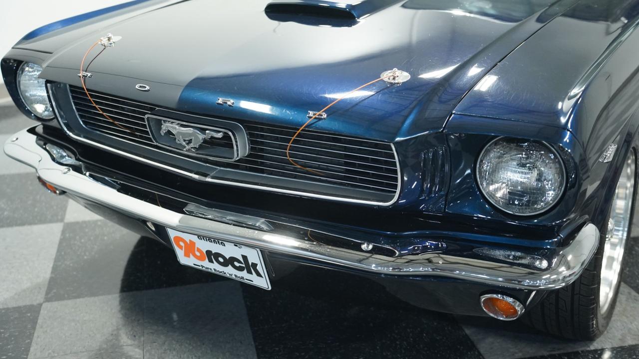 1966 Ford Mustang Restomod