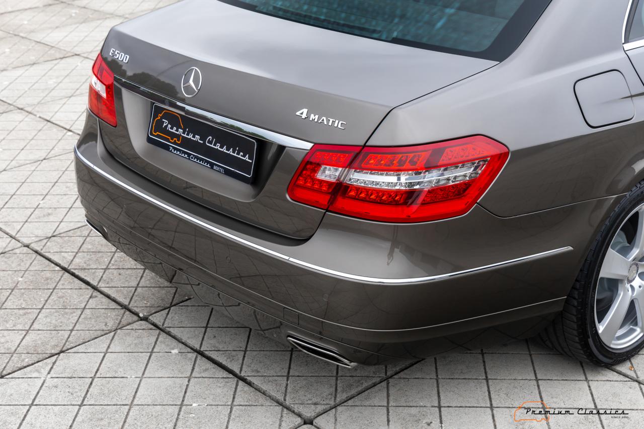 2010 Mercedes - Benz E500 4Matic W212