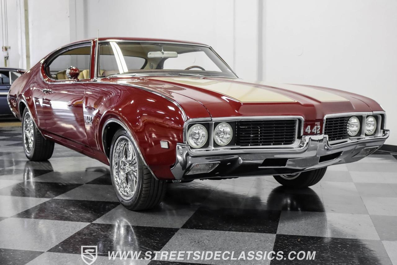 1969 Oldsmobile Cutlass 442 Restomod