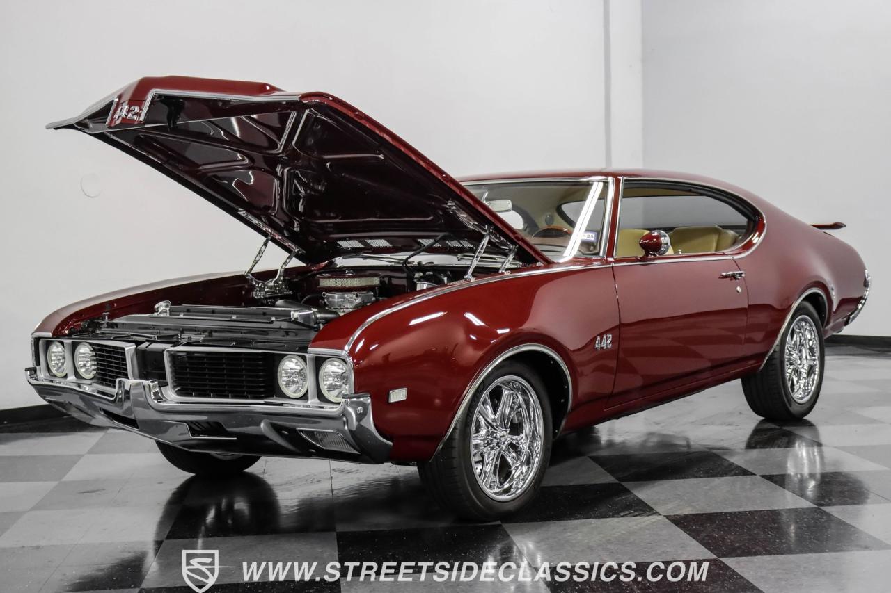 1969 Oldsmobile Cutlass 442 Restomod