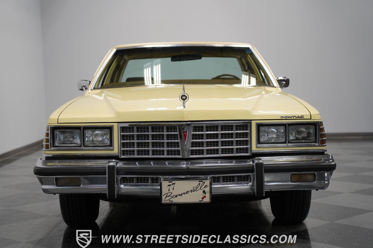 1977 Pontiac Bonneville Brougham