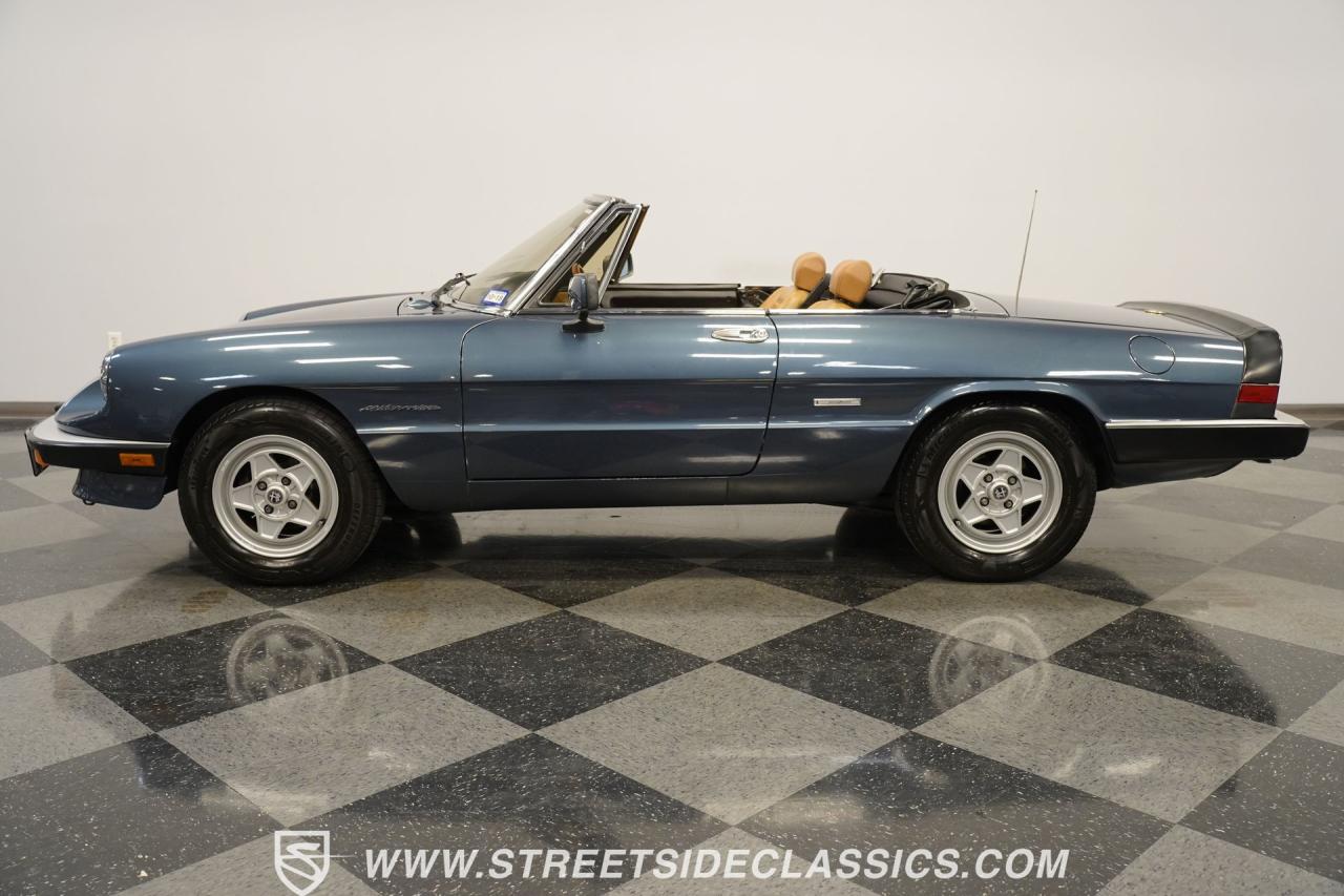 1988 Alfa Romeo Spider Veloce