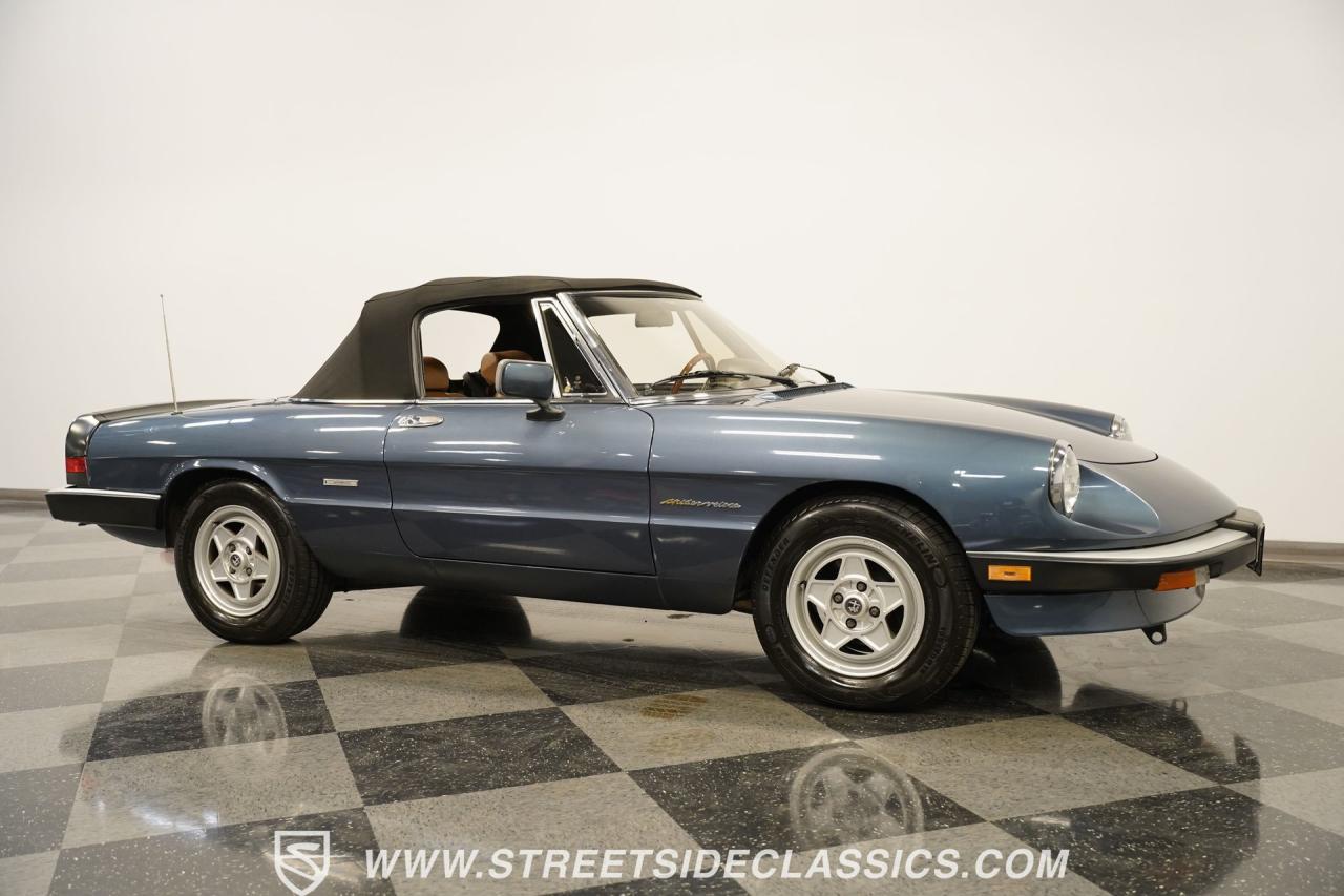 1988 Alfa Romeo Spider Veloce