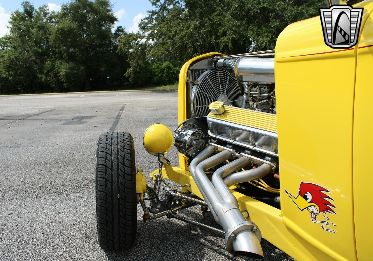 1932 Ford Hot Rod / Hi-Boy