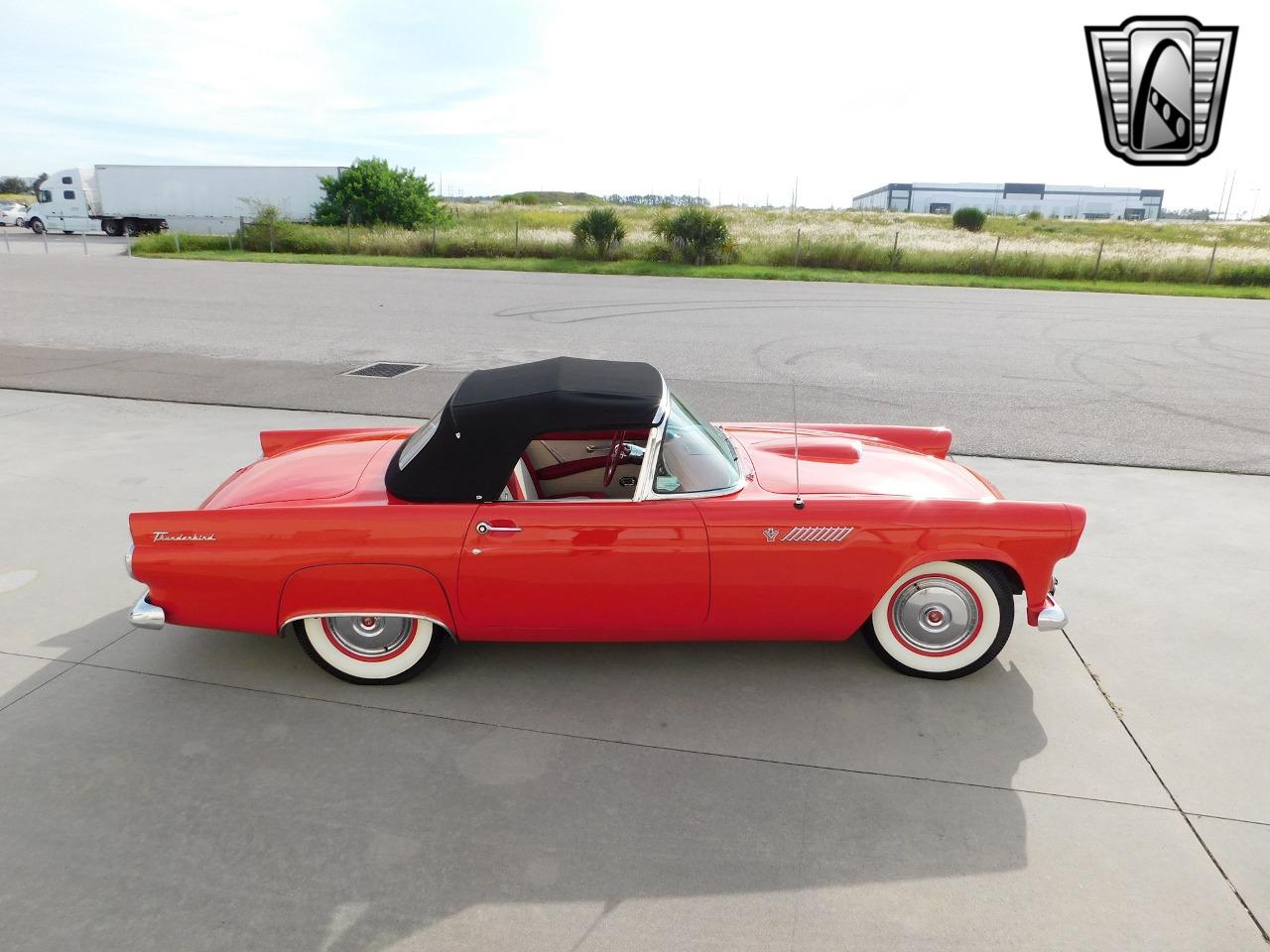 1955 Ford Thunderbird