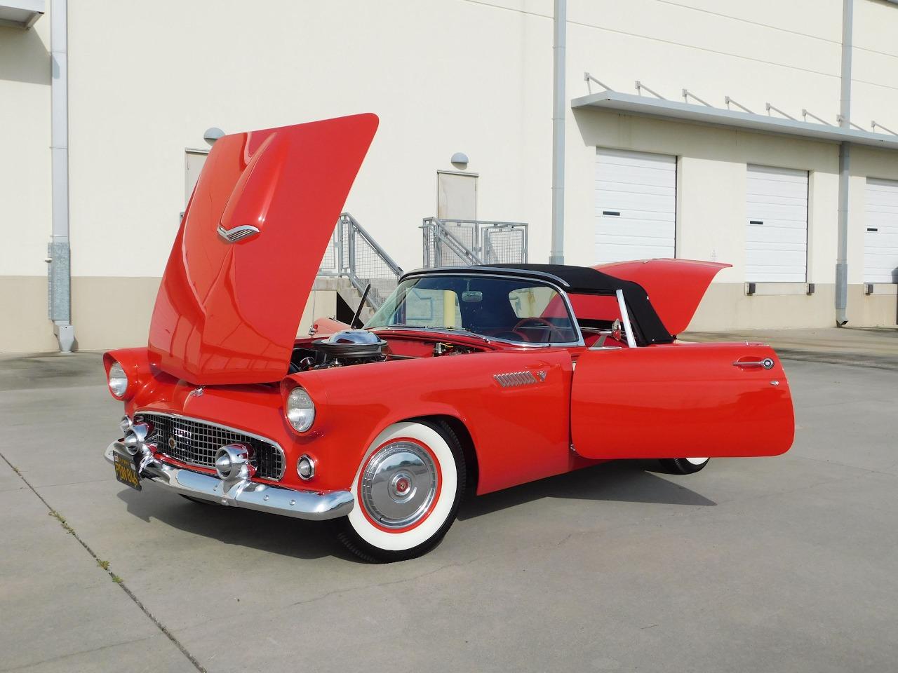 1955 Ford Thunderbird