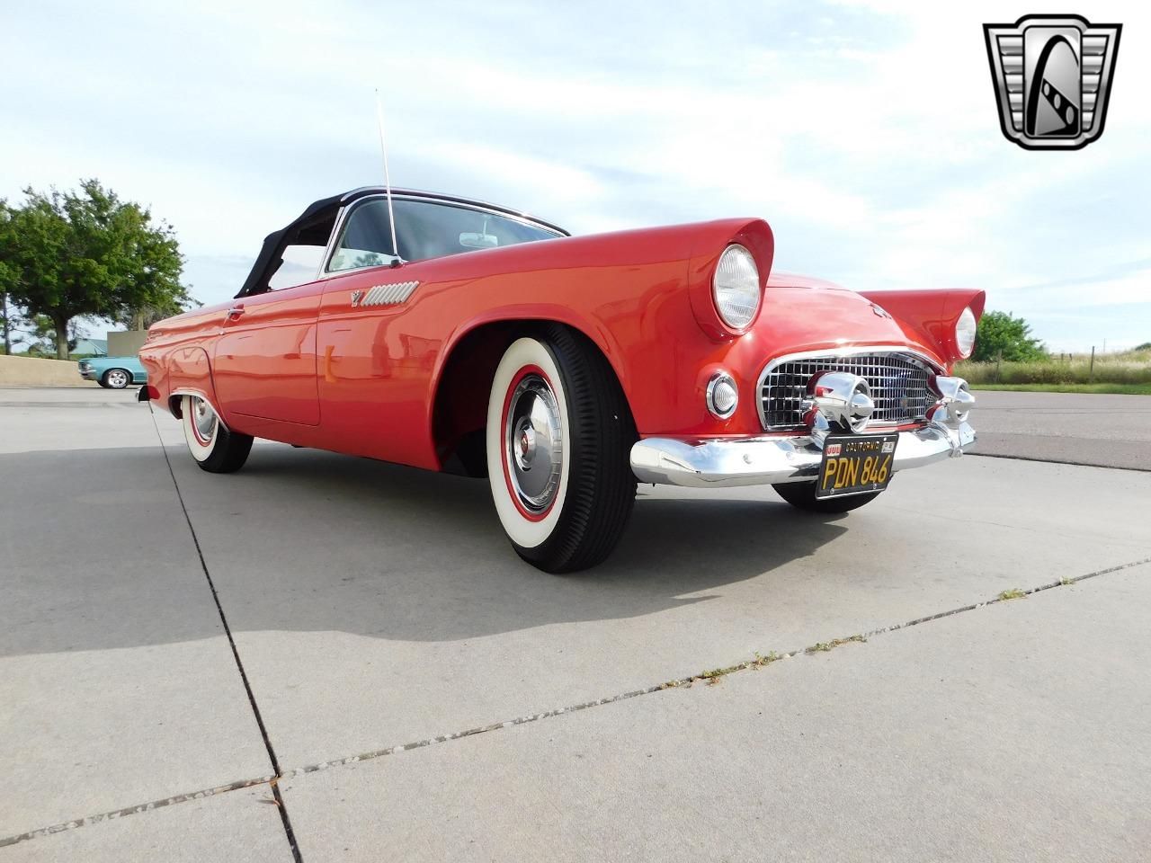 1955 Ford Thunderbird