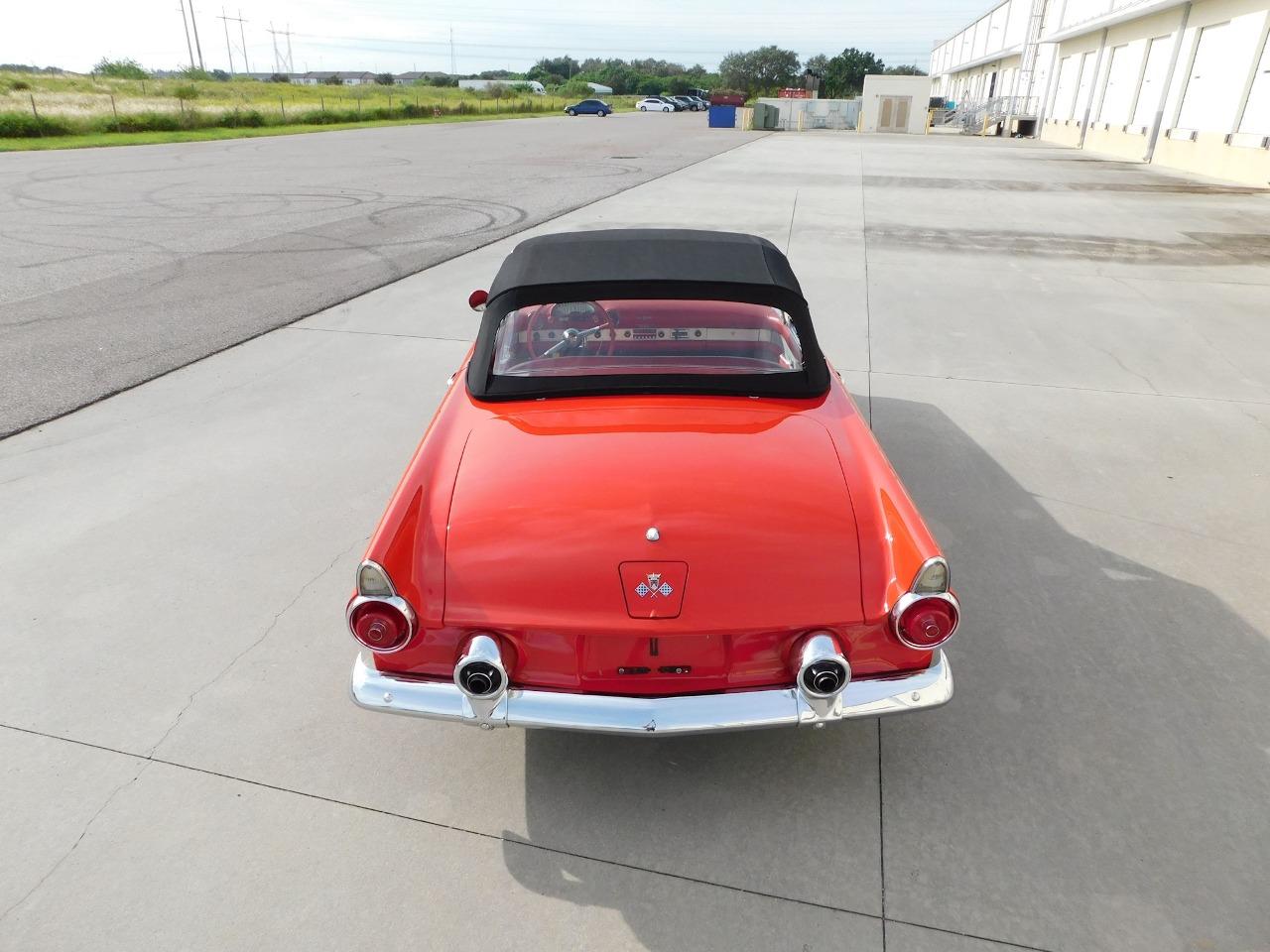 1955 Ford Thunderbird