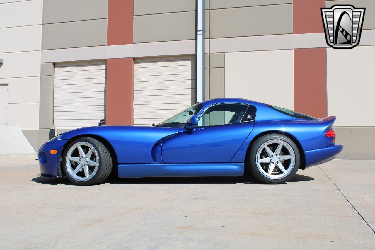 1997 Dodge Viper