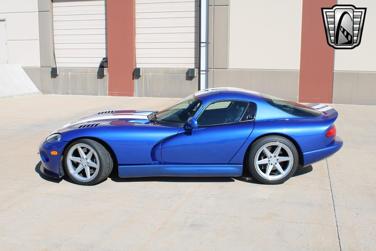 1997 Dodge Viper