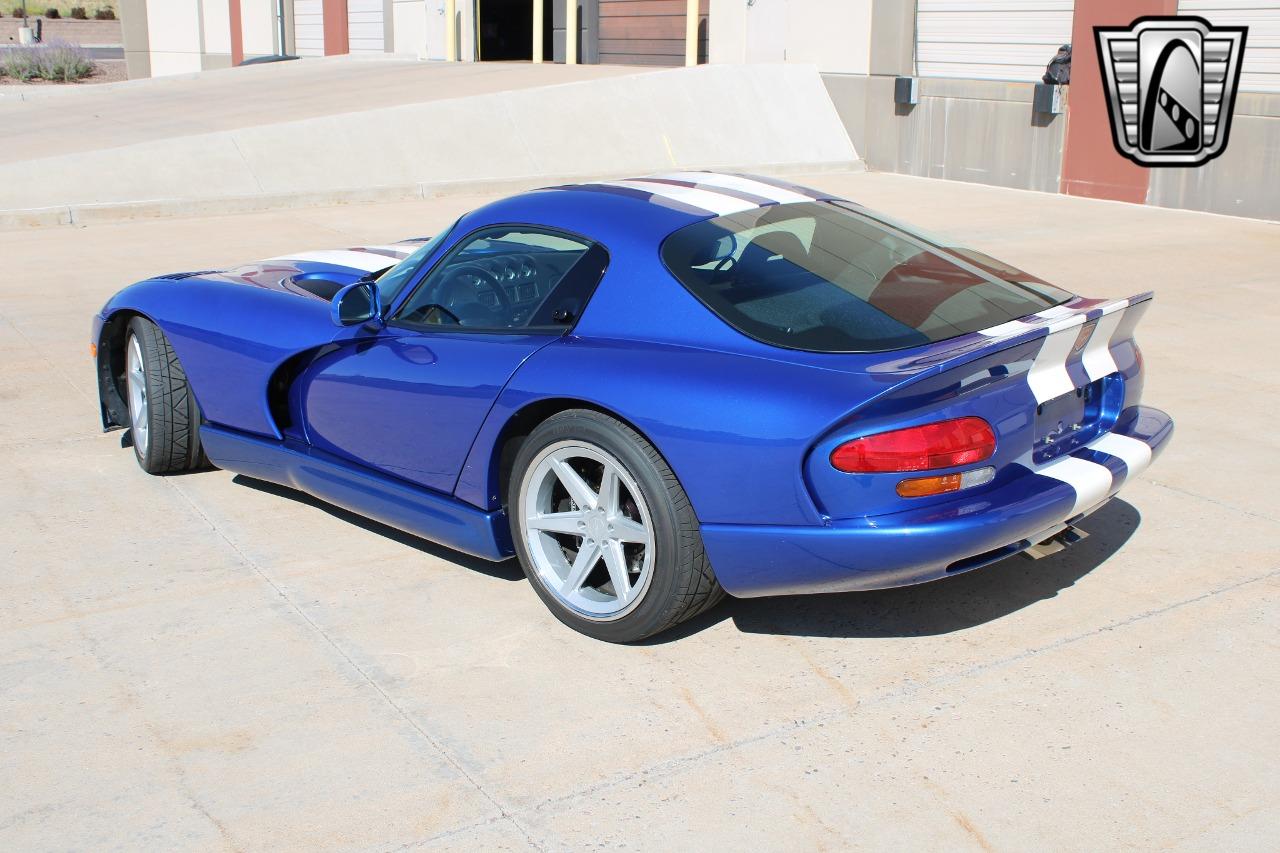 1997 Dodge Viper