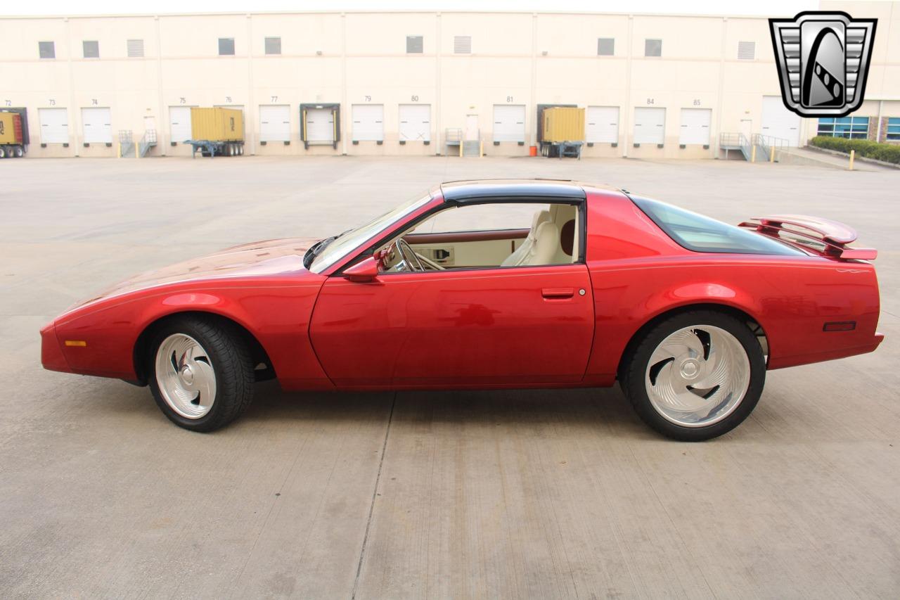 1983 Pontiac Firebird