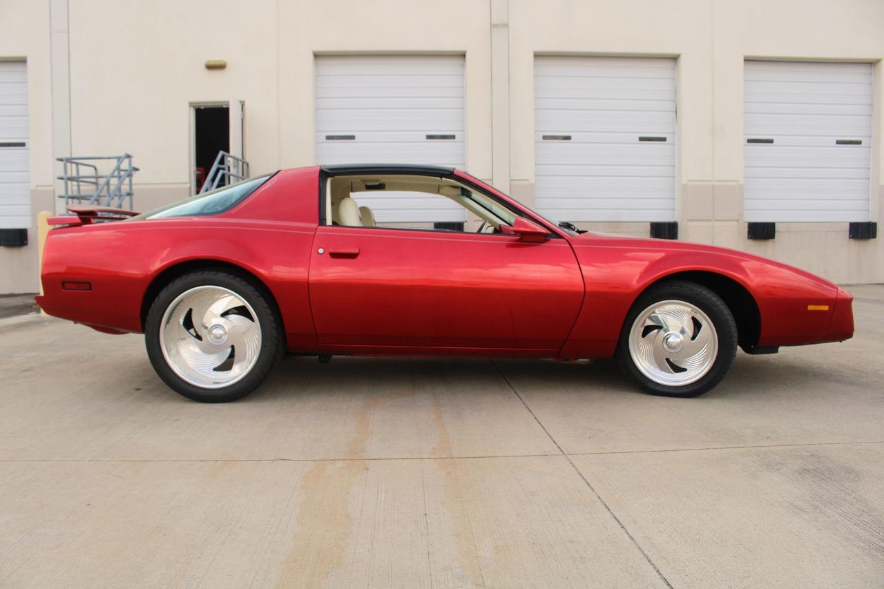 1983 Pontiac Firebird