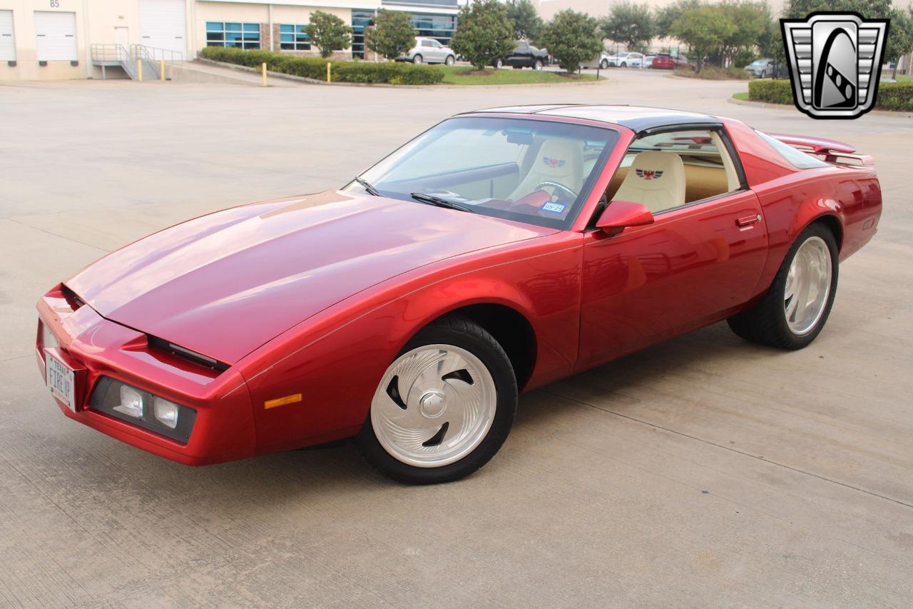 1983 Pontiac Firebird