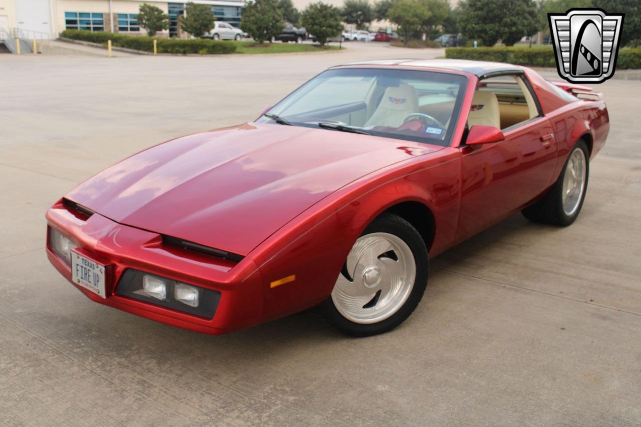 1983 Pontiac Firebird