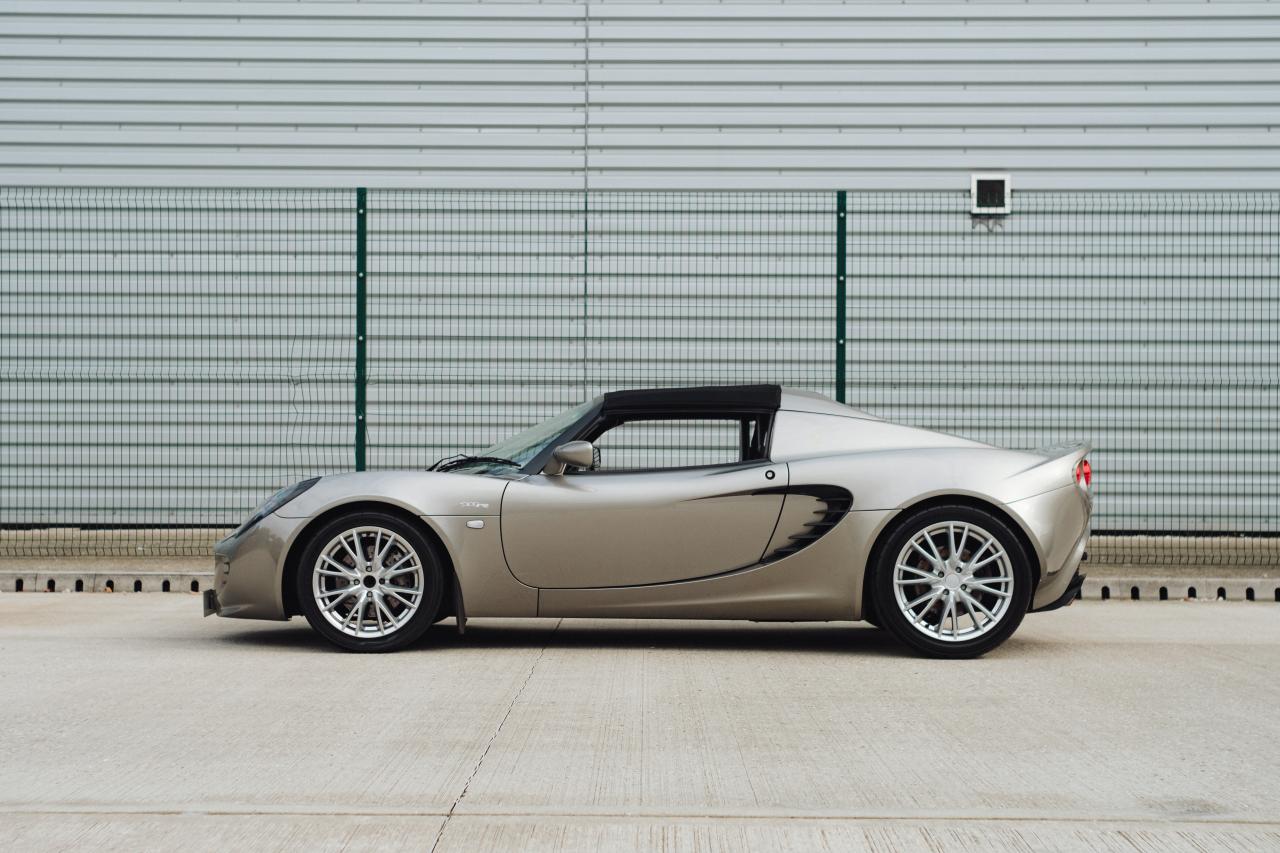 2005 Lotus Elise 111R