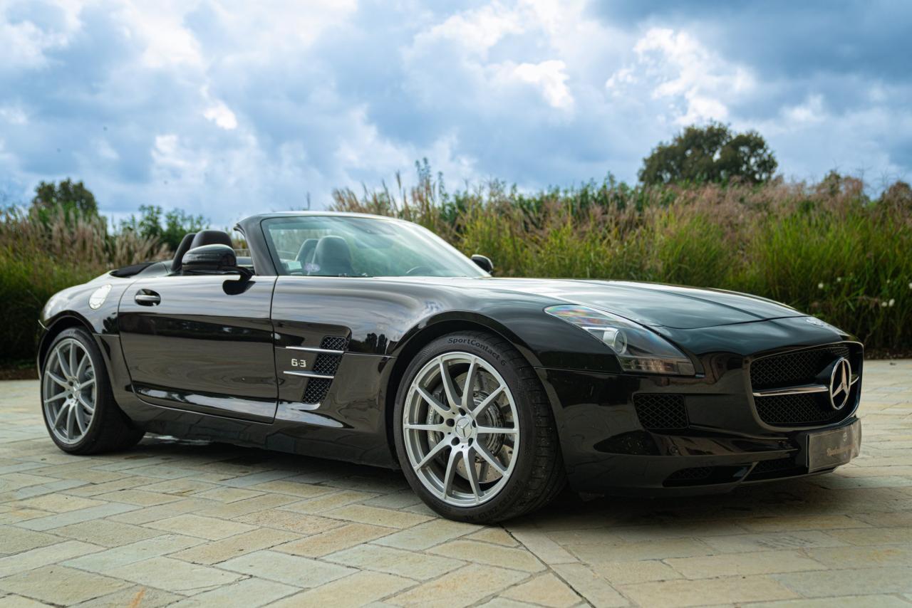 2011 Mercedes - Benz SLS AMG Roadster