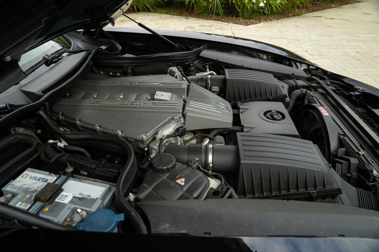 2011 Mercedes - Benz SLS AMG Roadster