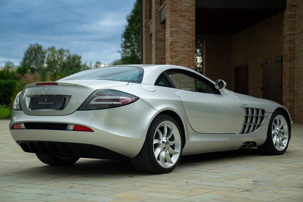 2005 Mercedes - Benz SLR McLaren