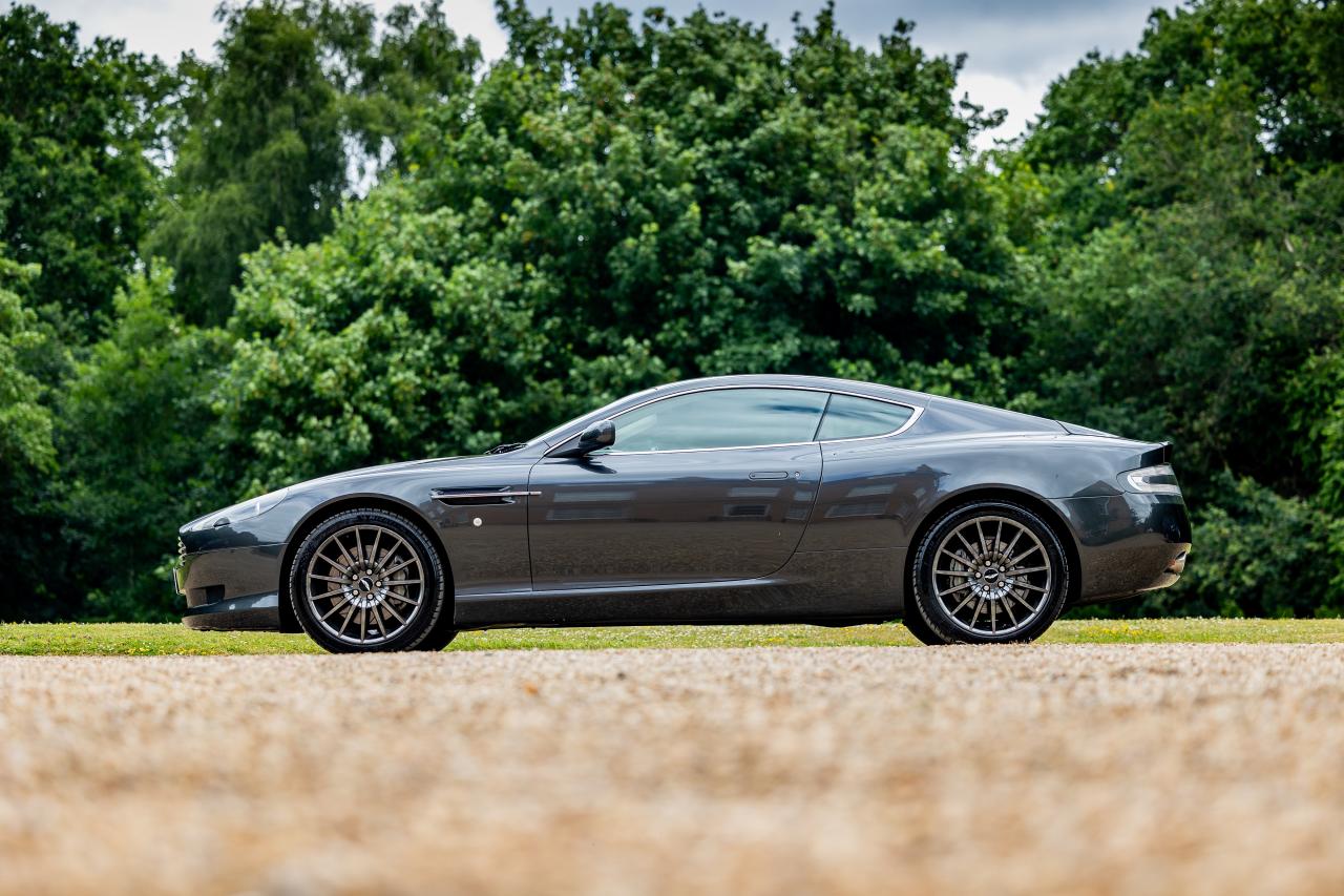 2005 Aston Martin DB9