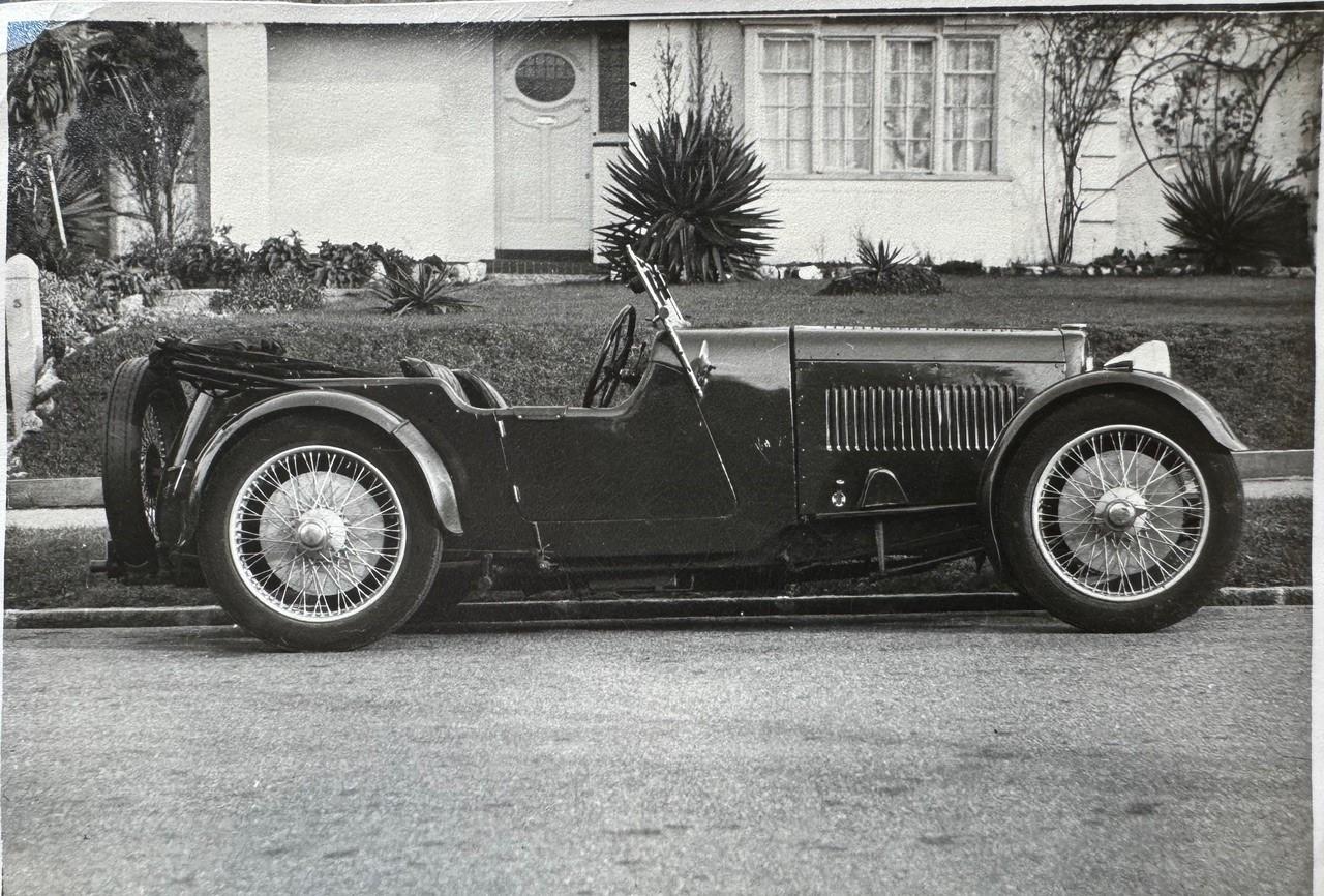 1930 Aston Martin 2/4 International open bodied sports