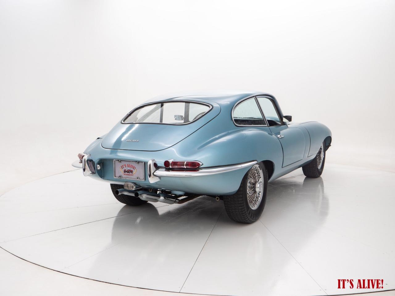 1961 Jaguar E-Type Series I Flat Floor