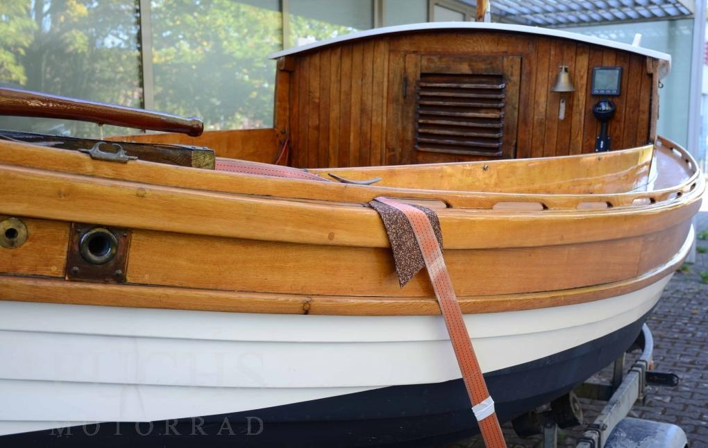 1926 Kajuetboot ELISE with Boat carrier