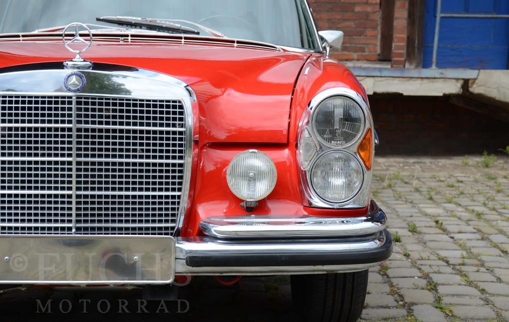 1971 Mercedes - Benz 300 SEL 6.3 W109