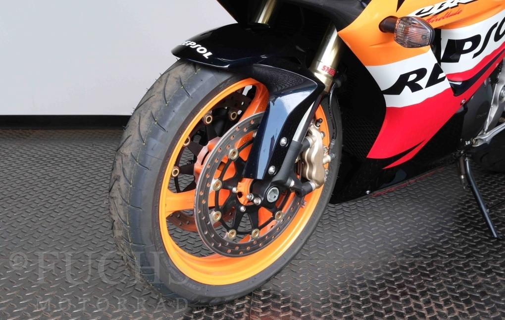 2008 Honda CBR 1000 RR Fireblade Repsol SC57 No. 961