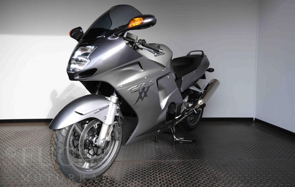 2007 Honda CBR 1100 XX Super Blackbird SC 35 member 300 Km/h club