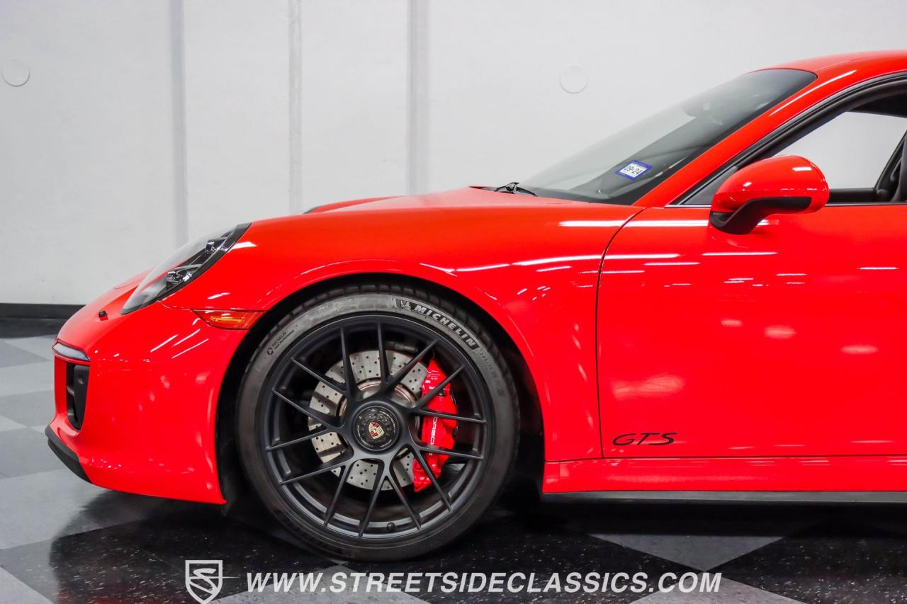 2018 Porsche 911 Carrera GTS