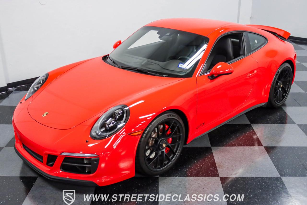 2018 Porsche 911 Carrera GTS