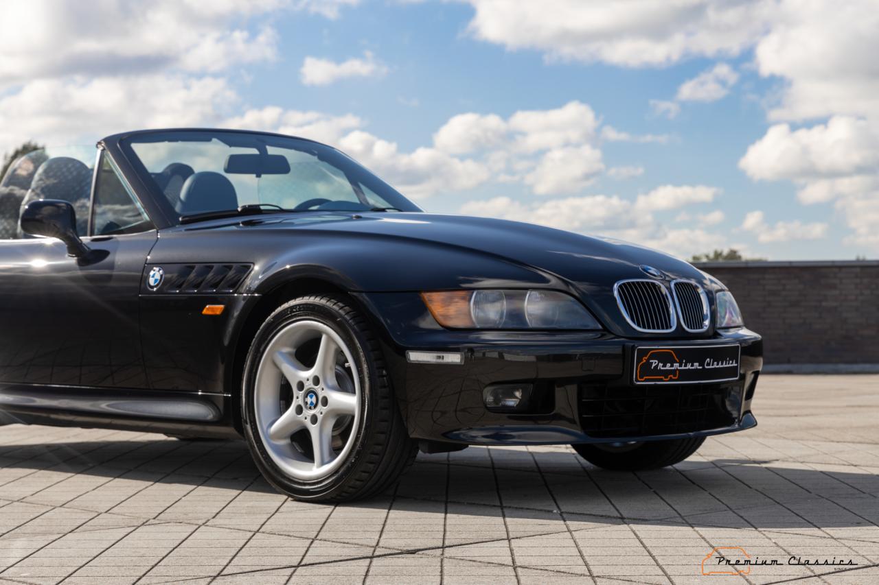 2001 BMW Z3 3.0i