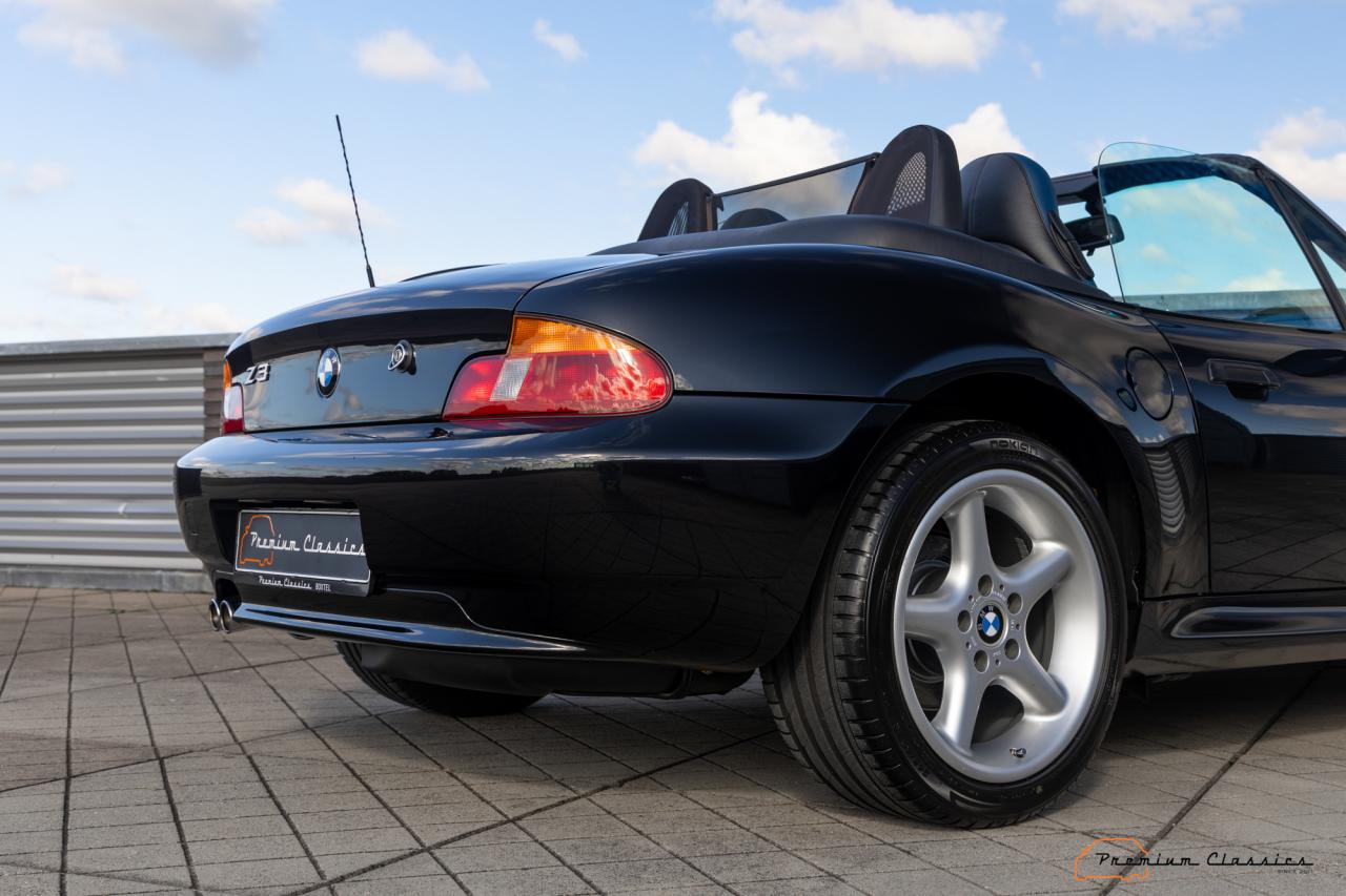 2001 BMW Z3 3.0i