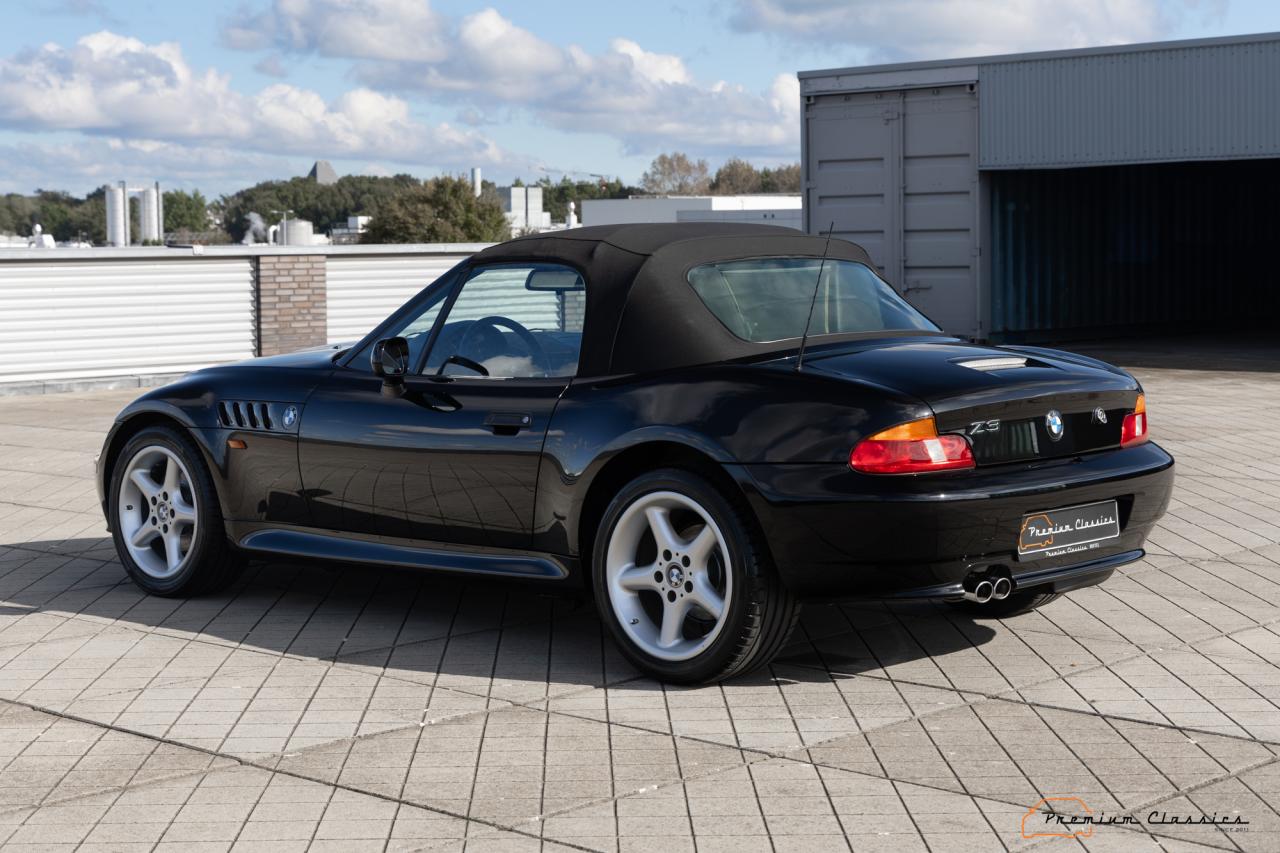 2001 BMW Z3 3.0i