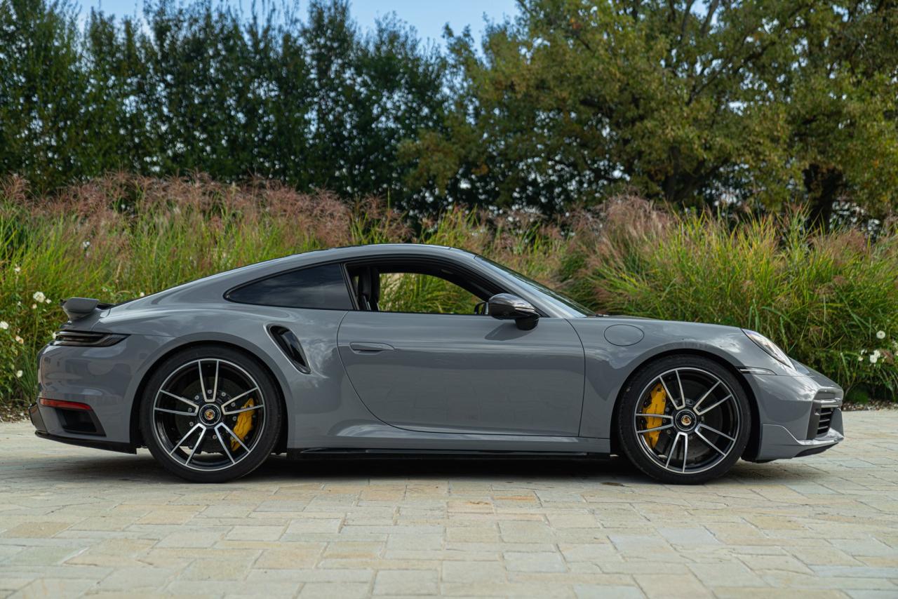 2023 Porsche 992 (911) TURBO S