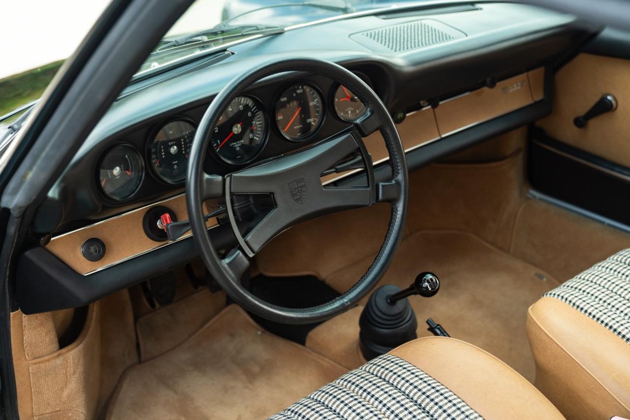 1973 Porsche 911 S 2.4 TARGA