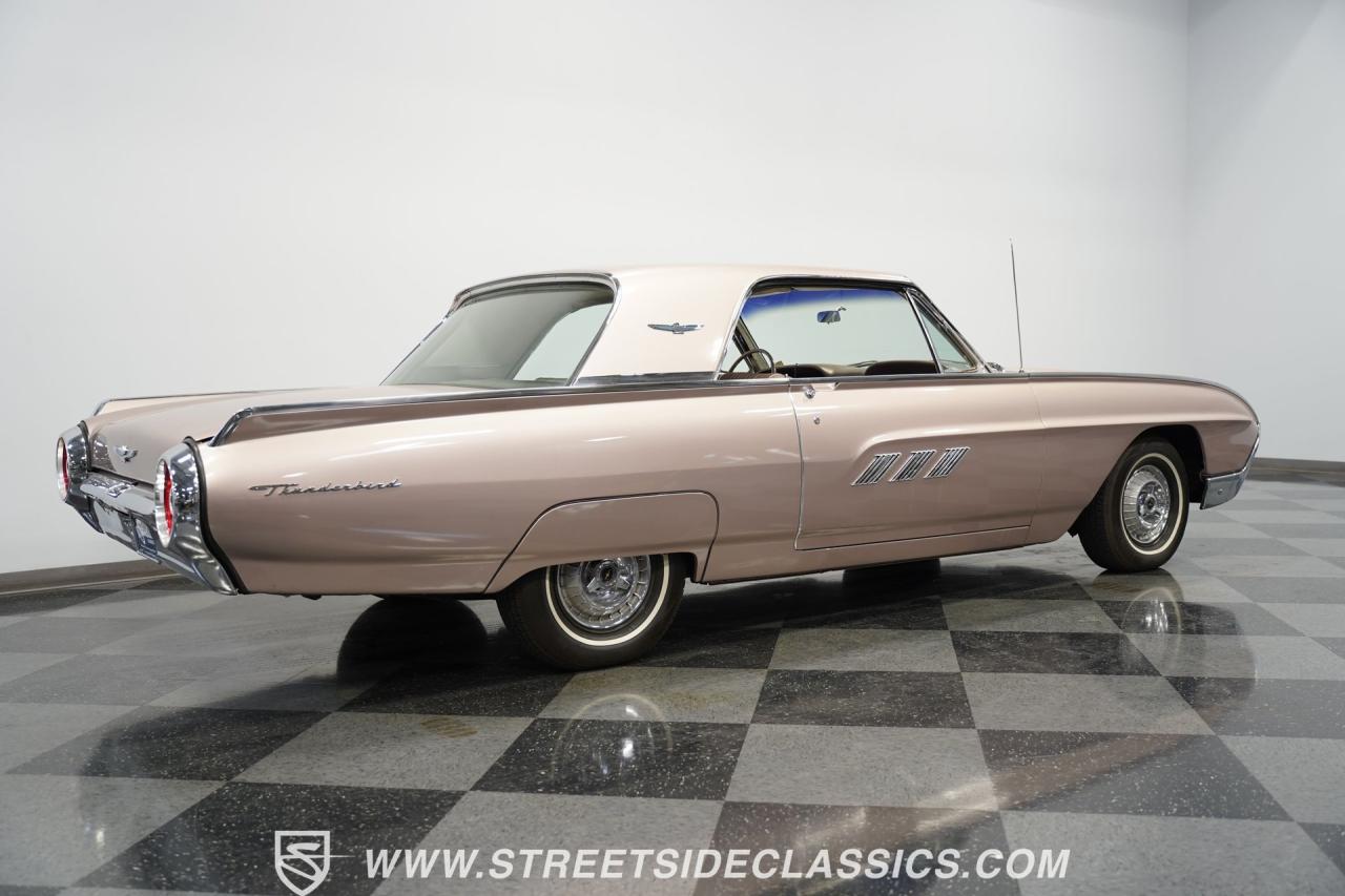 1963 Ford Thunderbird