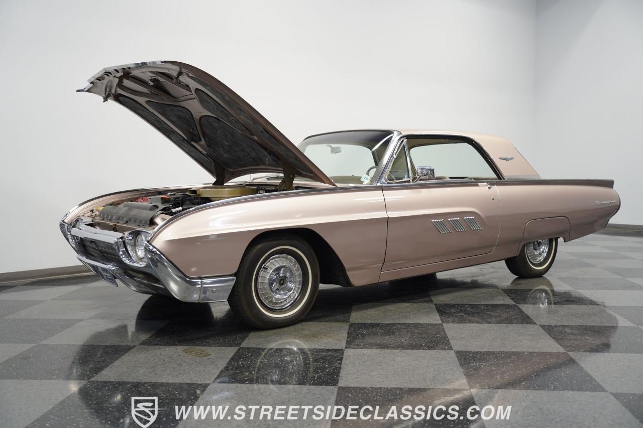 1963 Ford Thunderbird