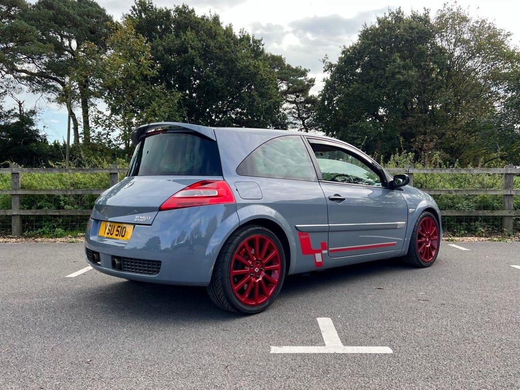 2009 Renault 2009 MEGANE sport R26.R