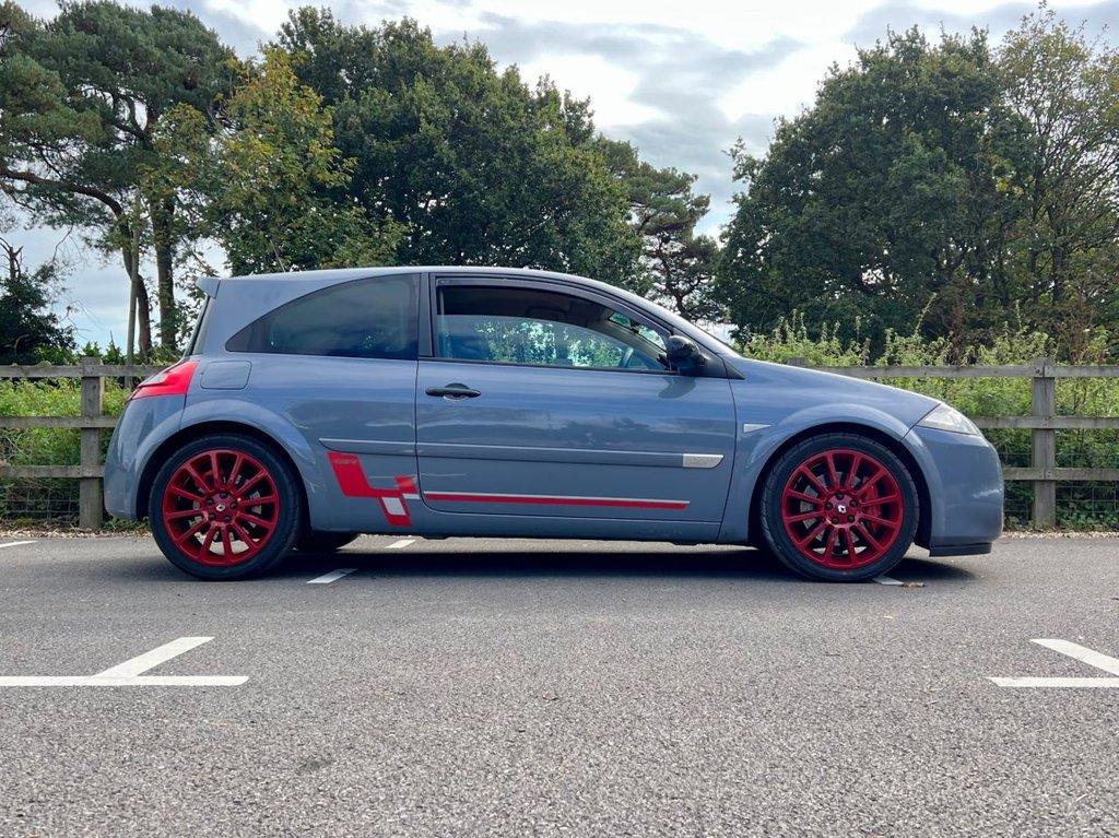 2009 Renault 2009 MEGANE sport R26.R