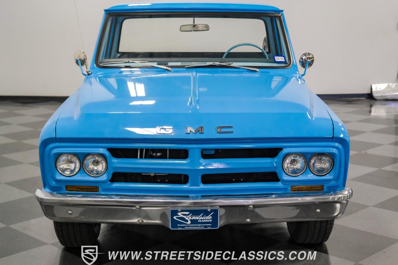 1968 GMC C10 Stepside