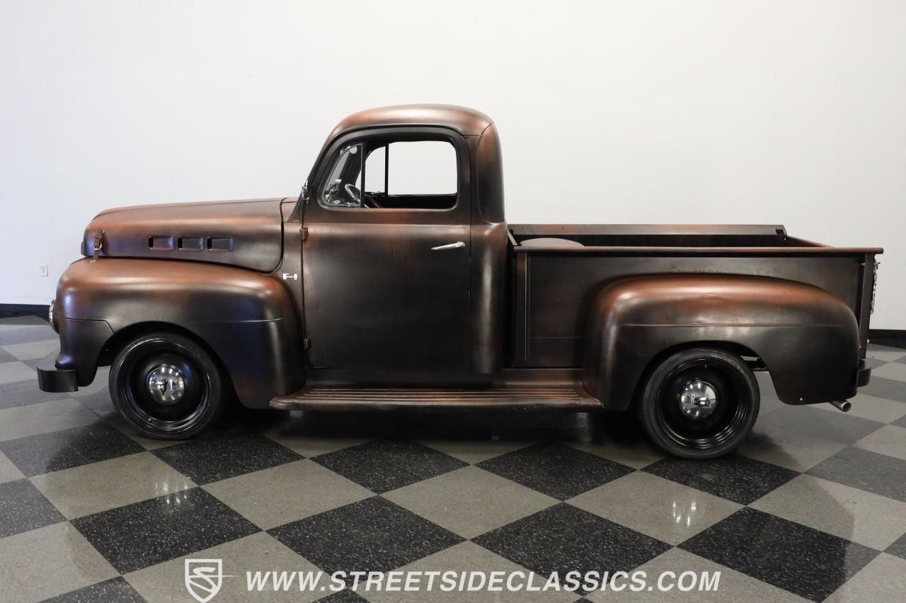 1949 Ford F-1