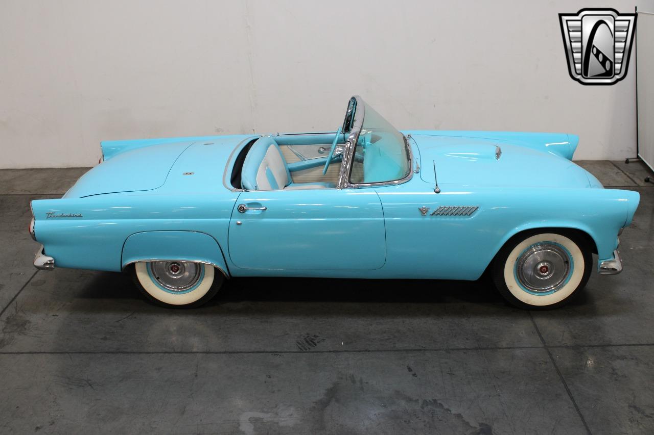 1955 Ford Thunderbird