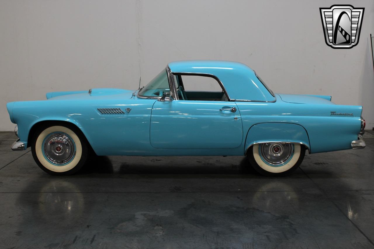 1955 Ford Thunderbird