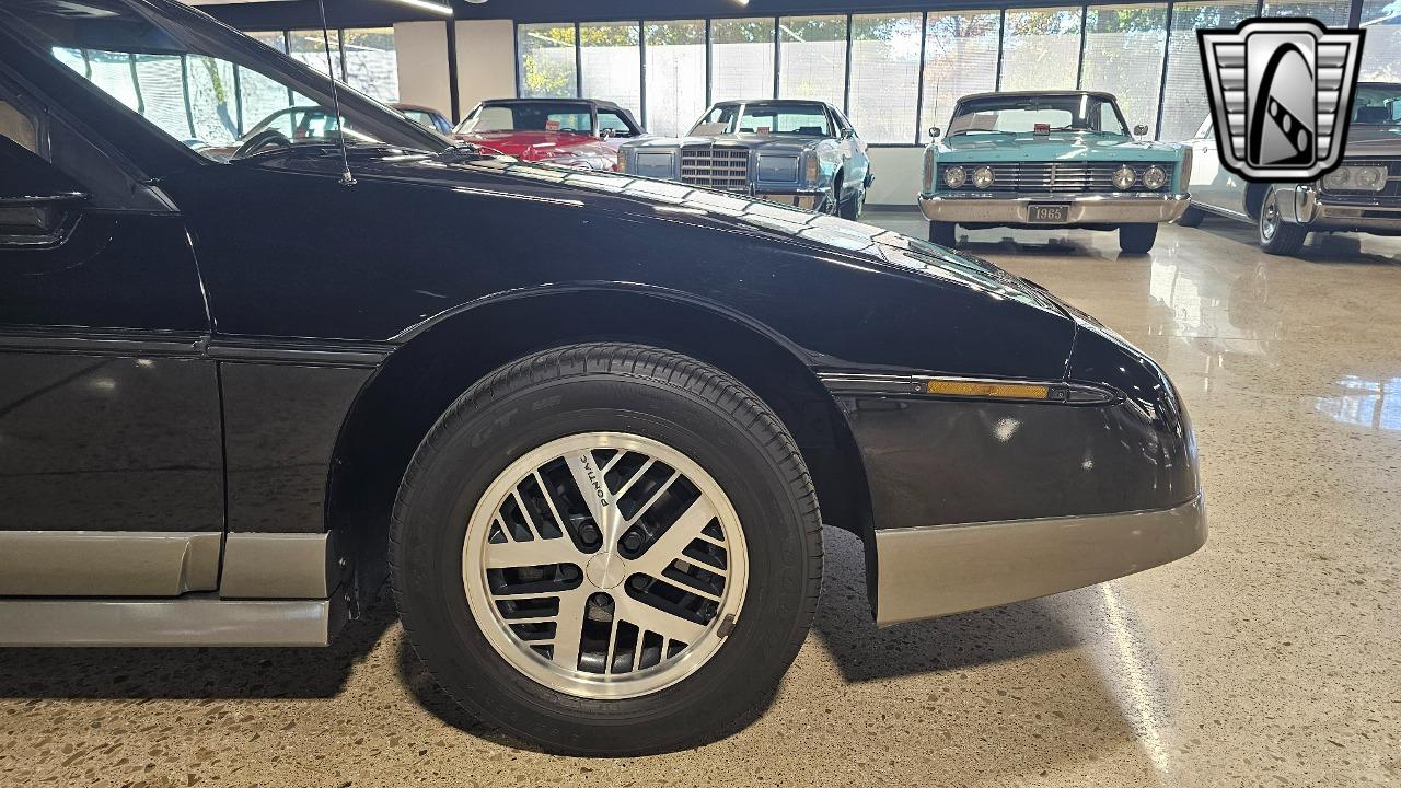 1985 Pontiac Fiero