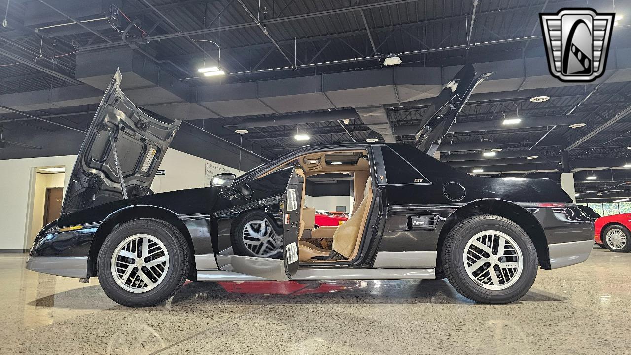 1985 Pontiac Fiero