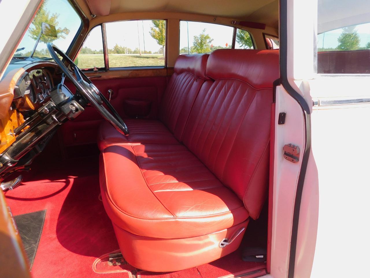 1962 Rolls - Royce Silver Cloud