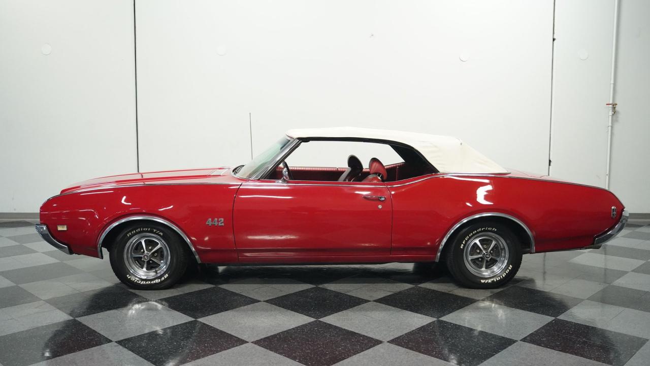 1969 Oldsmobile Cutlass 442 Convertible